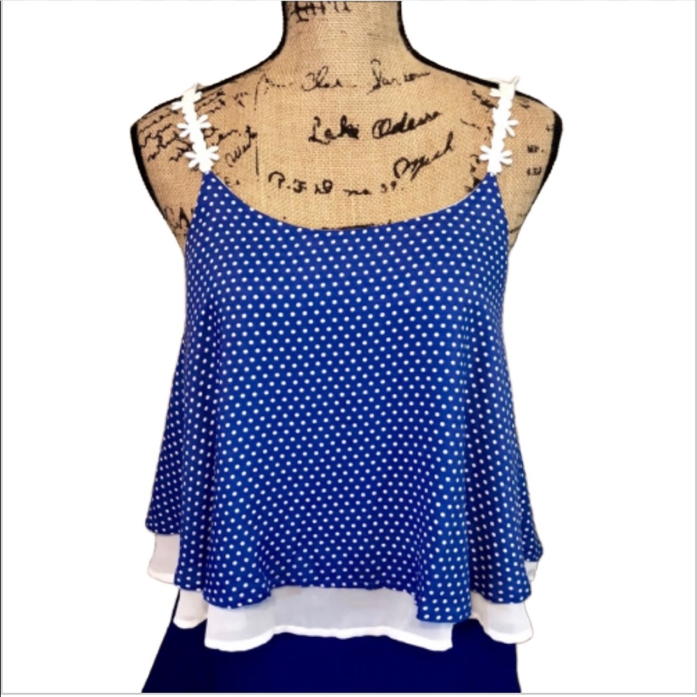 E (hanger) M blouse
